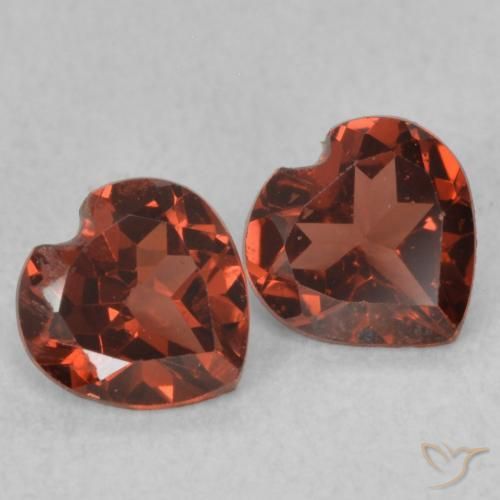 Gemme di Granato Piropo Rosso scarlatto profondo naturale da 1.04 ct, Cuore, VS