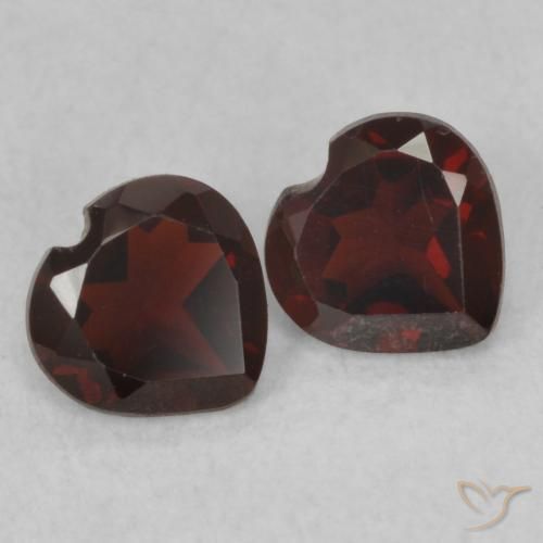 Gemme di Granato Piropo Rosso scuro naturale da 0.96 ct, Cuore, VS