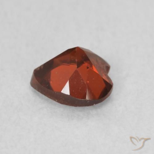 Granato Piropo Ribes Rosso naturale da 0.60 ct, Cuore, VS