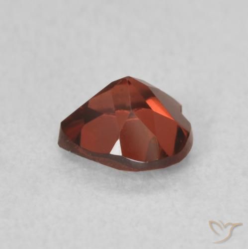 Granato Piropo Ribes Rosso naturale da 0.61 ct, Cuore, VS
