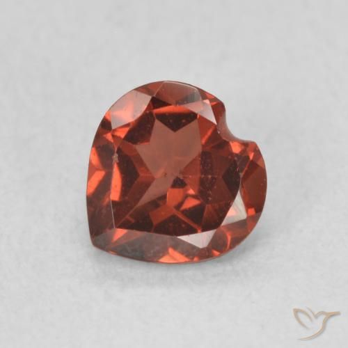 0.61ct Naturale Medium Dark-Red Granato Piropo, Cuore, VS