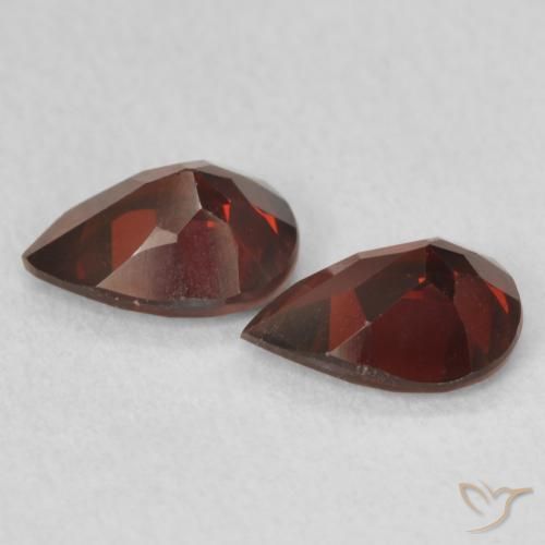 Gemme di Granato Piropo Rosso Sangue Profondo naturale da 1.43 ct, Forma a pera, VVS-VS