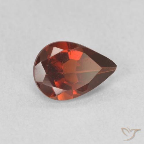 Granato Piropo Rosso medio naturale da 0.72 ct, Forma a pera, VVS