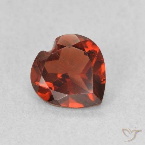 Granato Piropo Ribes Rosso naturale da 0.59 ct, Cuore, VVS