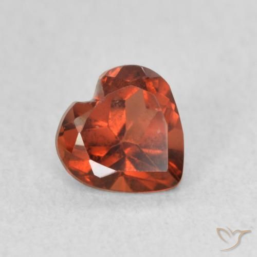Granato Piropo Ribes Rosso naturale da 0.60 ct, Cuore, VVS