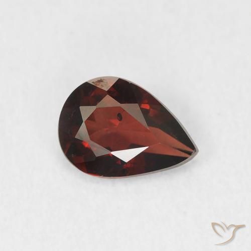 Granato Piropo Rosso Sangue Profondo naturale da 0.69 ct, Forma a pera, VVS-VS