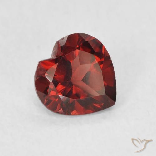 Granato Piropo Ribes Rosso naturale da 0.60 ct, Cuore, VVS