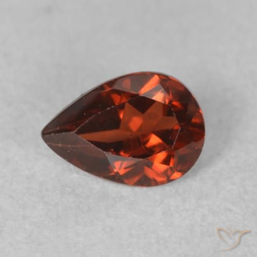 0.52ct Naturale Rosso scuro Granato Piropo, Forma a pera, VS