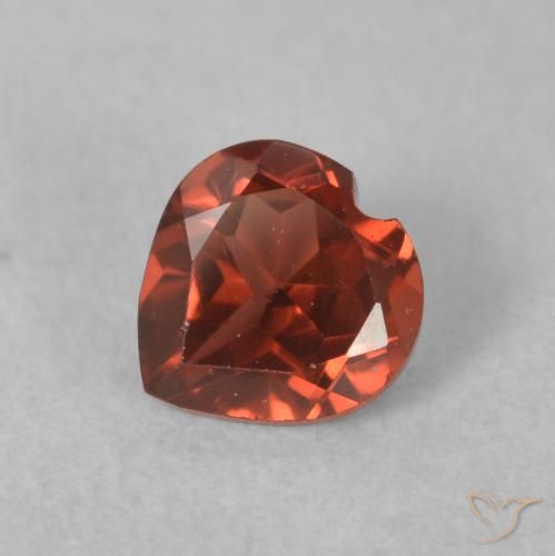 0.61ct Naturale Rosso brillante Granato Piropo, Cuore, VS