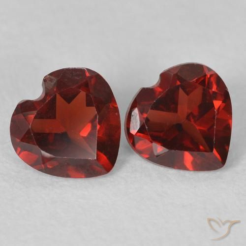 Gemme di Granato Piropo Rosso scuro naturale da 1.02 ct, Cuore, VVS-VS