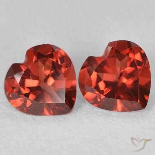Gemme di Granato Piropo Rosso medio naturale da 1.07 ct, Cuore, VS