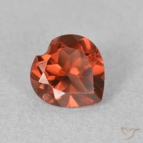 Granato Piropo Rosso caramella naturale da 0.61 ct, Cuore, VVS-VS