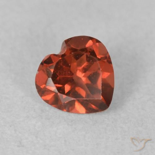 Granato Piropo Rosso brillante naturale da 0.59 ct, Cuore, VVS-VS