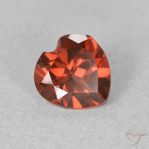 Granato Piropo Rosso scuro naturale da 0.55 ct, Cuore, VVS-VS