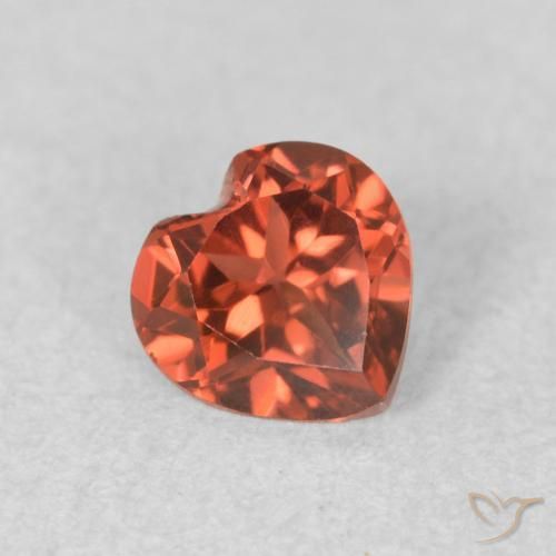 Granato Piropo Rosso brillante naturale da 0.57 ct, Cuore, VVS-VS