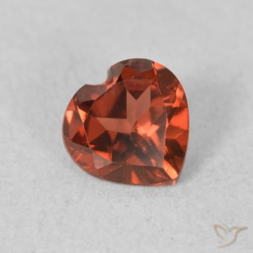 Granato Piropo Rosso brillante naturale da 0.54 ct, Cuore, VVS-VS