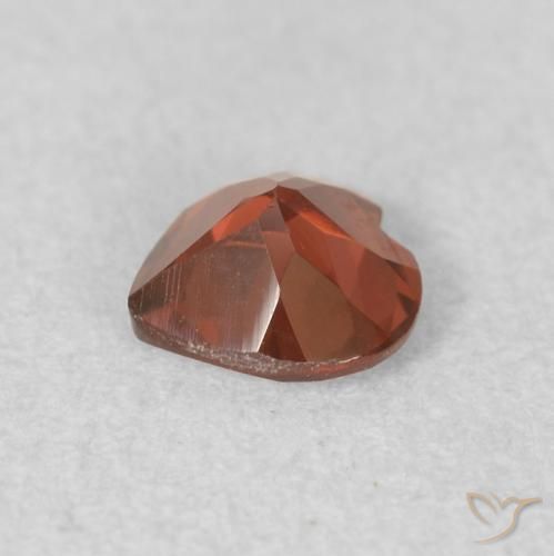 Granato Piropo Rosso brillante naturale da 0.54 ct, Cuore, VVS-VS