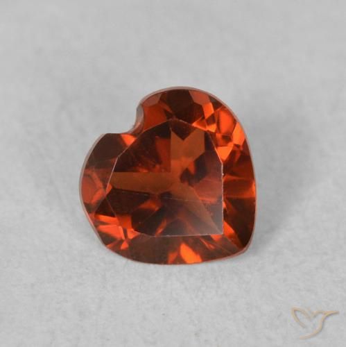 Granato Piropo Rosso brillante naturale da 0.52 ct, Cuore, VVS-VS