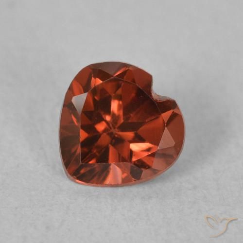 0.57ct Naturale Rosso brillante Granato Piropo, Cuore, VVS-VS
