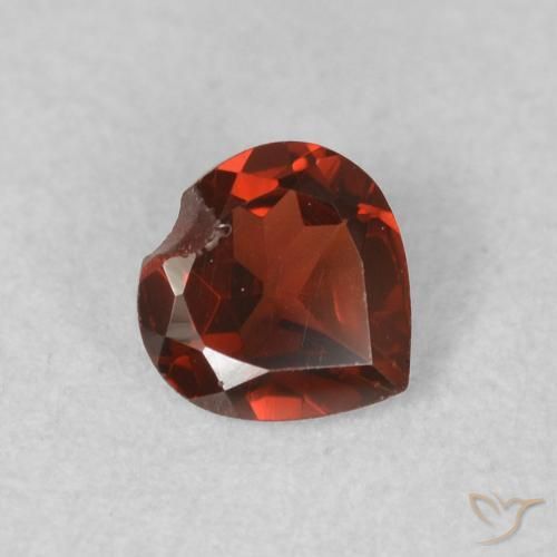 Granato Piropo Rosso medio naturale da 0.50 ct, Cuore, VVS-VS