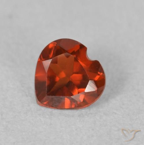 0.54ct Naturale Rosso scuro Granato Piropo, Cuore, VVS-VS