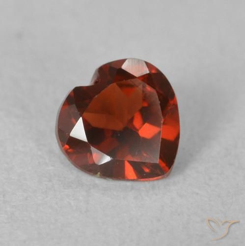 Granato Piropo Rosso brillante naturale da 0.60 ct, Cuore, VVS-VS