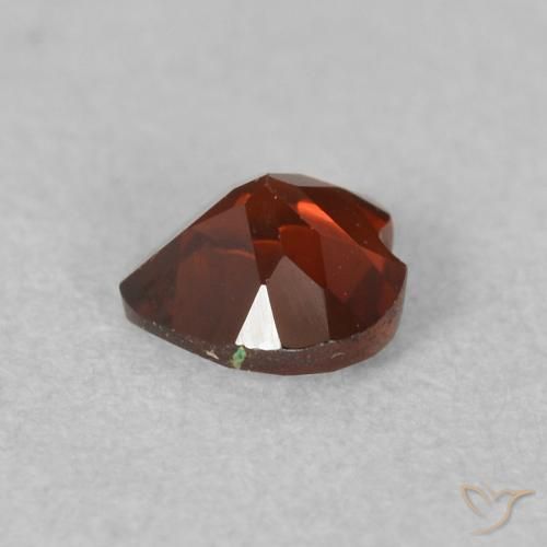 Granato Piropo Rosso brillante naturale da 0.60 ct, Cuore, VVS-VS
