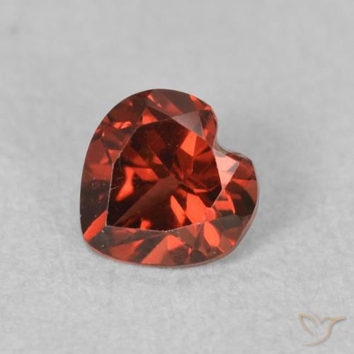 0.64ct Naturale Ribes Rosso Granato Piropo, Cuore, VVS-VS