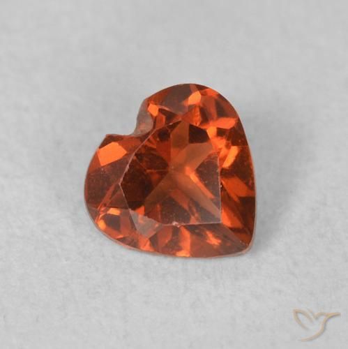 Granato Piropo Rosso caramella naturale da 0.51 ct, Cuore, VVS-VS