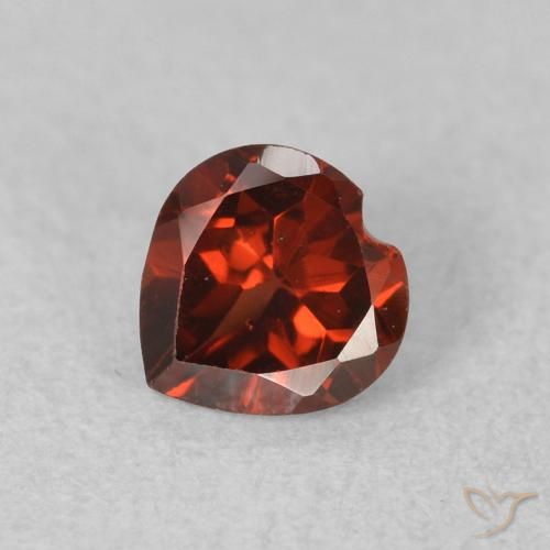 0.64ct Naturale Ribes Rosso Granato Piropo, Cuore, VS