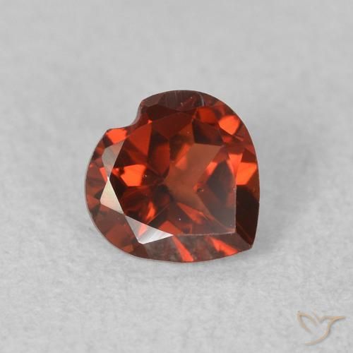 Granato Piropo Ribes Rosso naturale da 0.64 ct, Cuore, VS