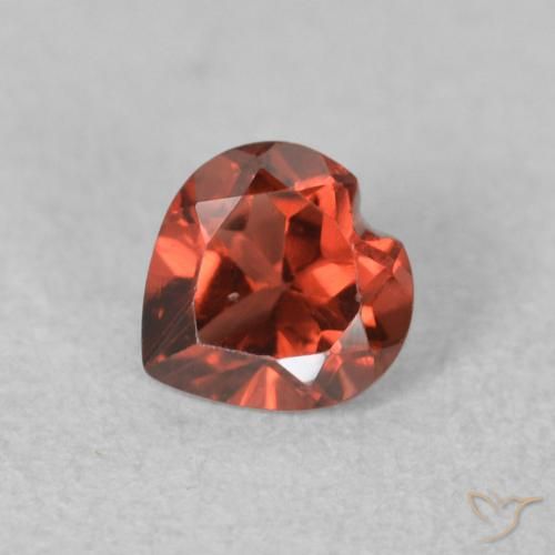 0.64ct Naturale Rosso medio Granato Piropo, Cuore, VS