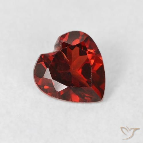Granato Piropo Rosso brillante naturale da 0.53 ct, Cuore, VS