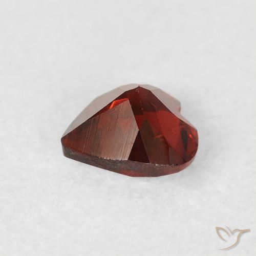 Granato Piropo Rosso brillante naturale da 0.53 ct, Cuore, VS