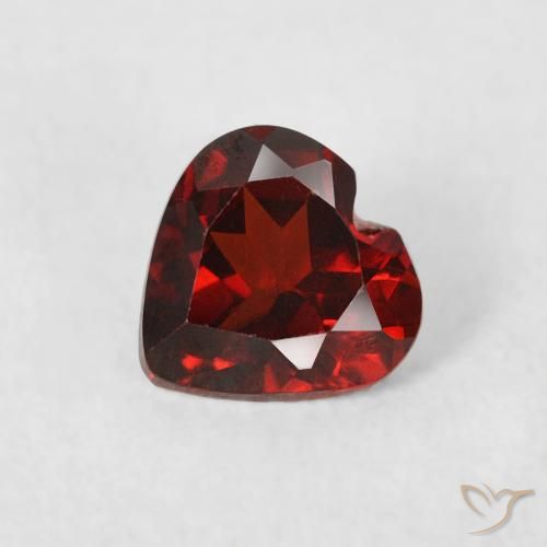 0.57ct Naturale Ribes Rosso Granato Piropo, Cuore, VS