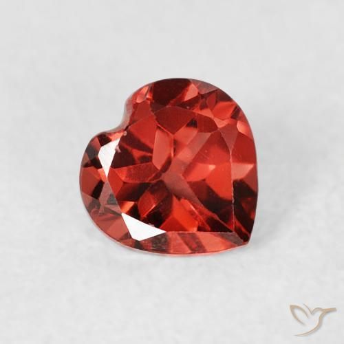 Granato Piropo Ribes Rosso naturale da 0.67 ct, Cuore, VS