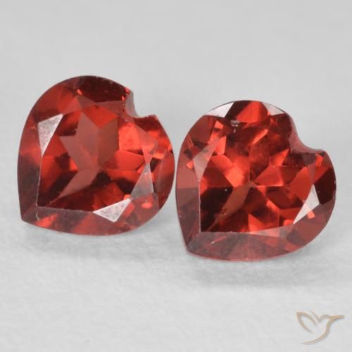 Gemme di Granato Piropo Ribes Rosso naturale da 1.21 ct, Cuore, VVS-VS