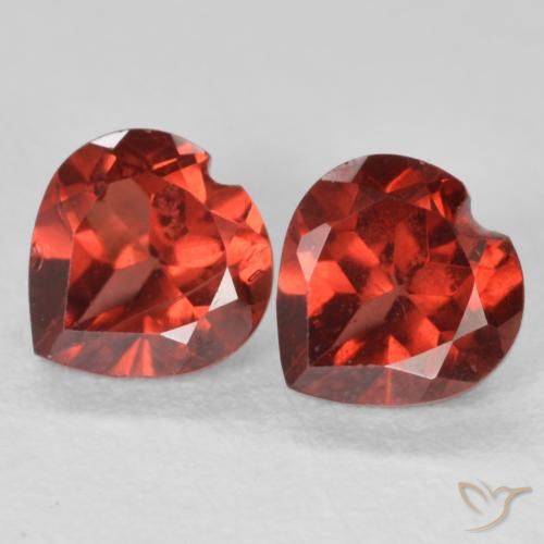 1.29ctw Naturale Medium Dark-Red Granato Piropo, Cuore, VS