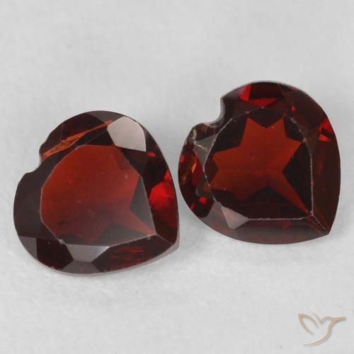 Gemme di Granato Piropo Rosso medio naturale da 0.98 ct, Cuore, VS