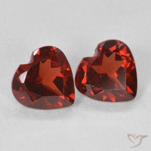 Gemme di Granato Piropo Sangria rossa naturale da 1.06 ct, Cuore, VVS-VS