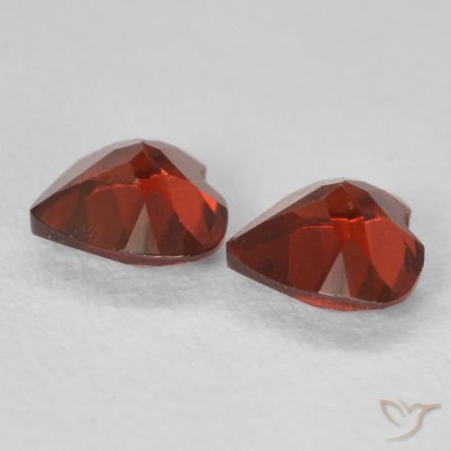 Gemme di Granato Piropo Sangria rossa naturale da 1.06 ct, Cuore, VVS-VS