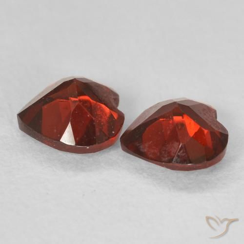 Gemme di Granato Piropo Rosso medio naturale da 1.07 ct, Cuore, VS