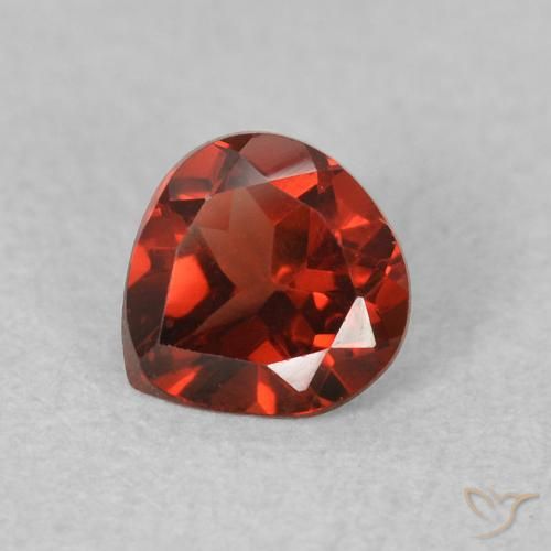 0.54ct Naturale Ribes Rosso Granato Piropo, Forma a pera, VVS-VS