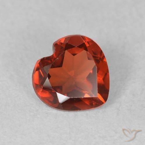 Granato Piropo Ribes Rosso naturale da 0.50 ct, Cuore, VVS-VS