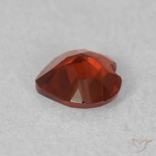 Granato Piropo Ribes Rosso naturale da 0.50 ct, Cuore, VVS-VS