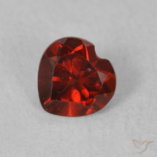 0.50ct Naturale Sangria rossa Granato Piropo, Cuore, VVS-VS