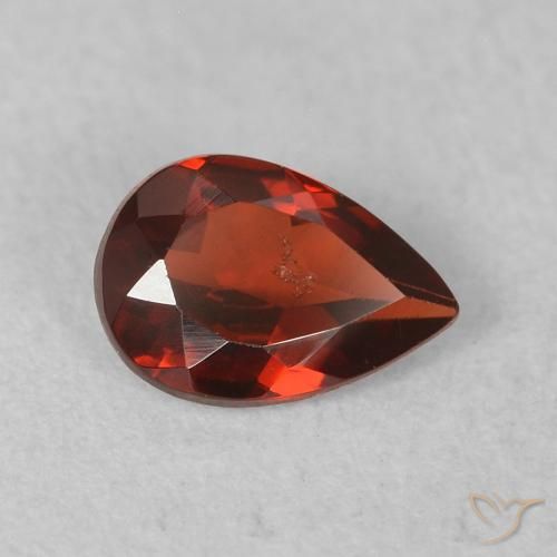 Granato Piropo Rosso medio naturale da 0.44 ct, Forma a pera, VS