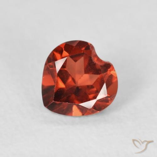 0.60ct Naturale Ribes Rosso Granato Piropo, Cuore, VS