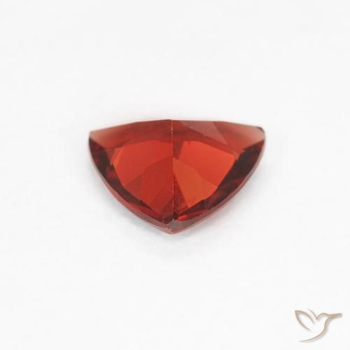 Granato Piropo Sangria rossa naturale da 0.68 ct, Taglio trillion, VVS-VS