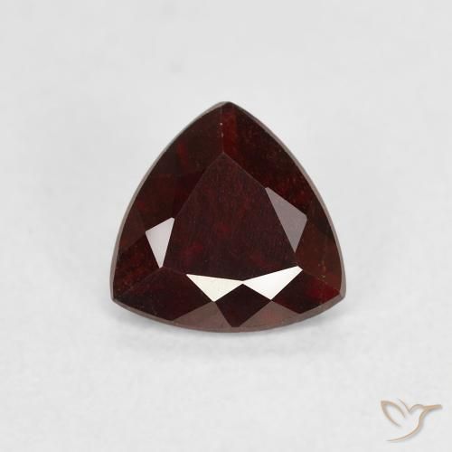 Granato Piropo Sangria rossa naturale da 0.91 ct, Taglio trillion, VS